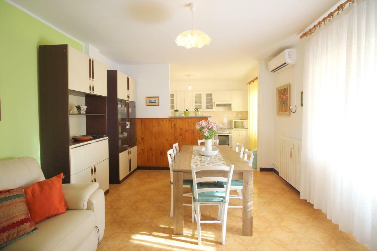 רוביני Apartment Agnese מראה חיצוני תמונה