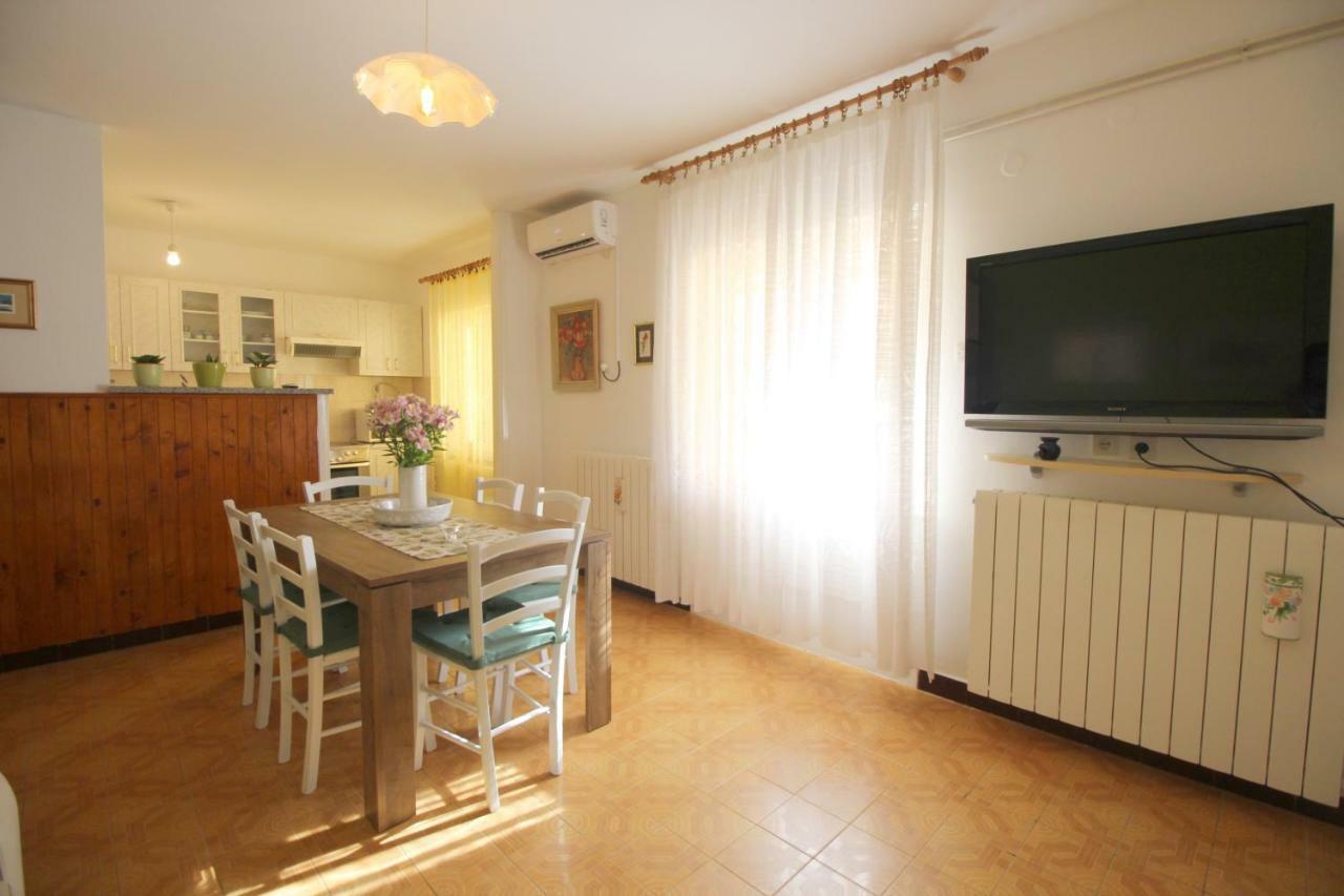 רוביני Apartment Agnese מראה חיצוני תמונה